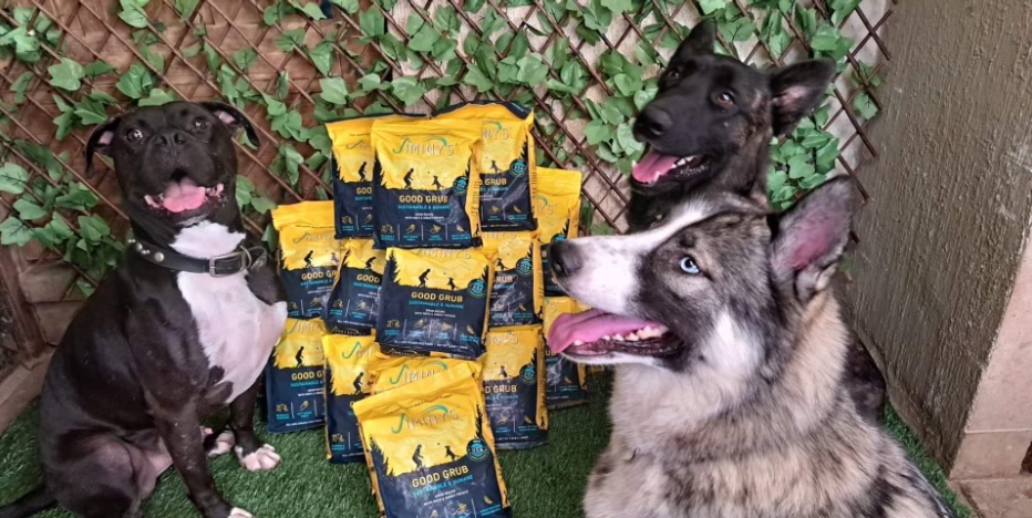 In Partnership with Wilderdog, We’re Donating 7,000 Pounds of Jiminy’s to Rescue Pups in Need!